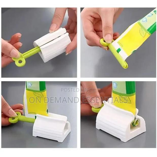Roll Up Toothpaste Squeezer - thumbnail 3