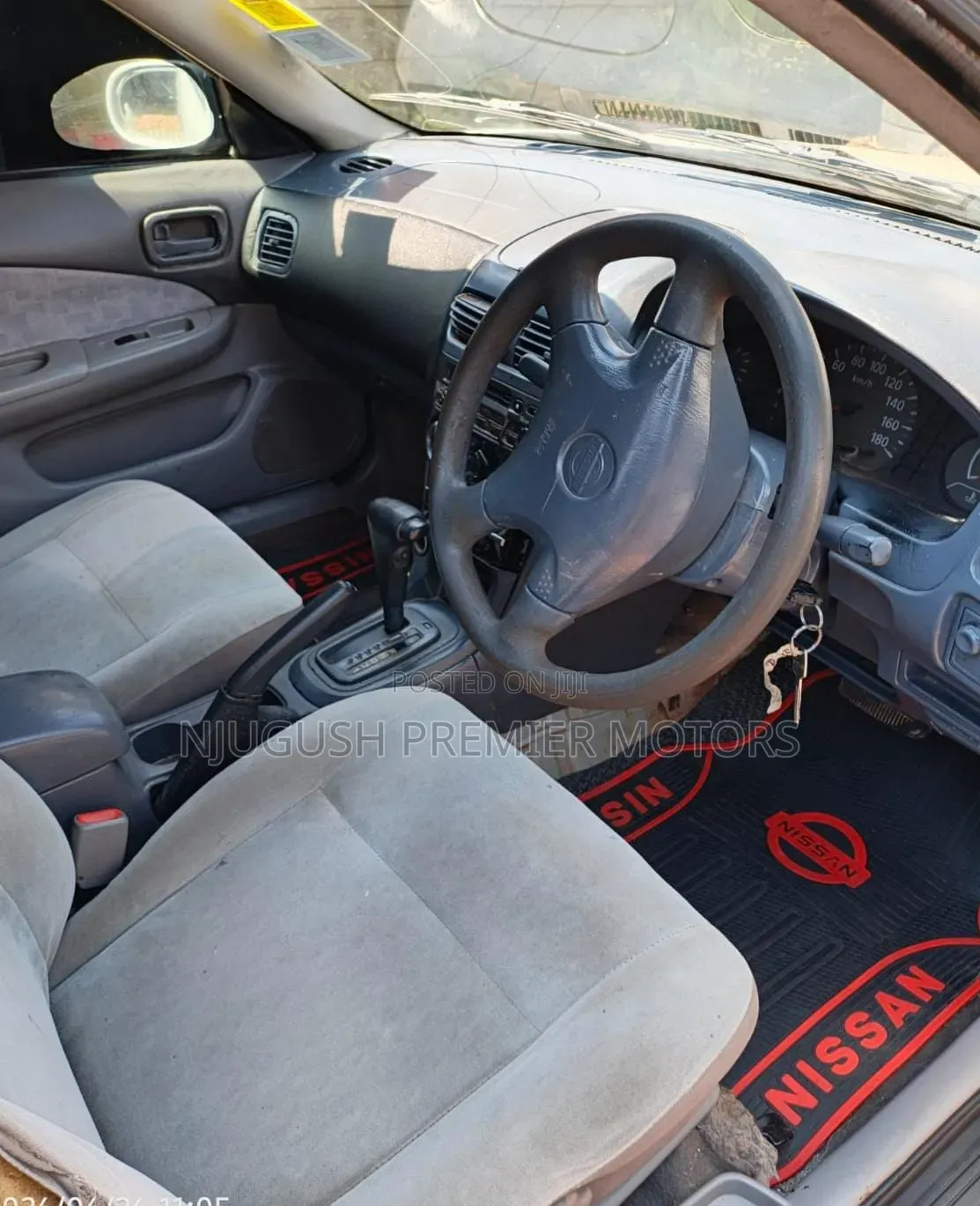 Nissan Sunny 2002 White