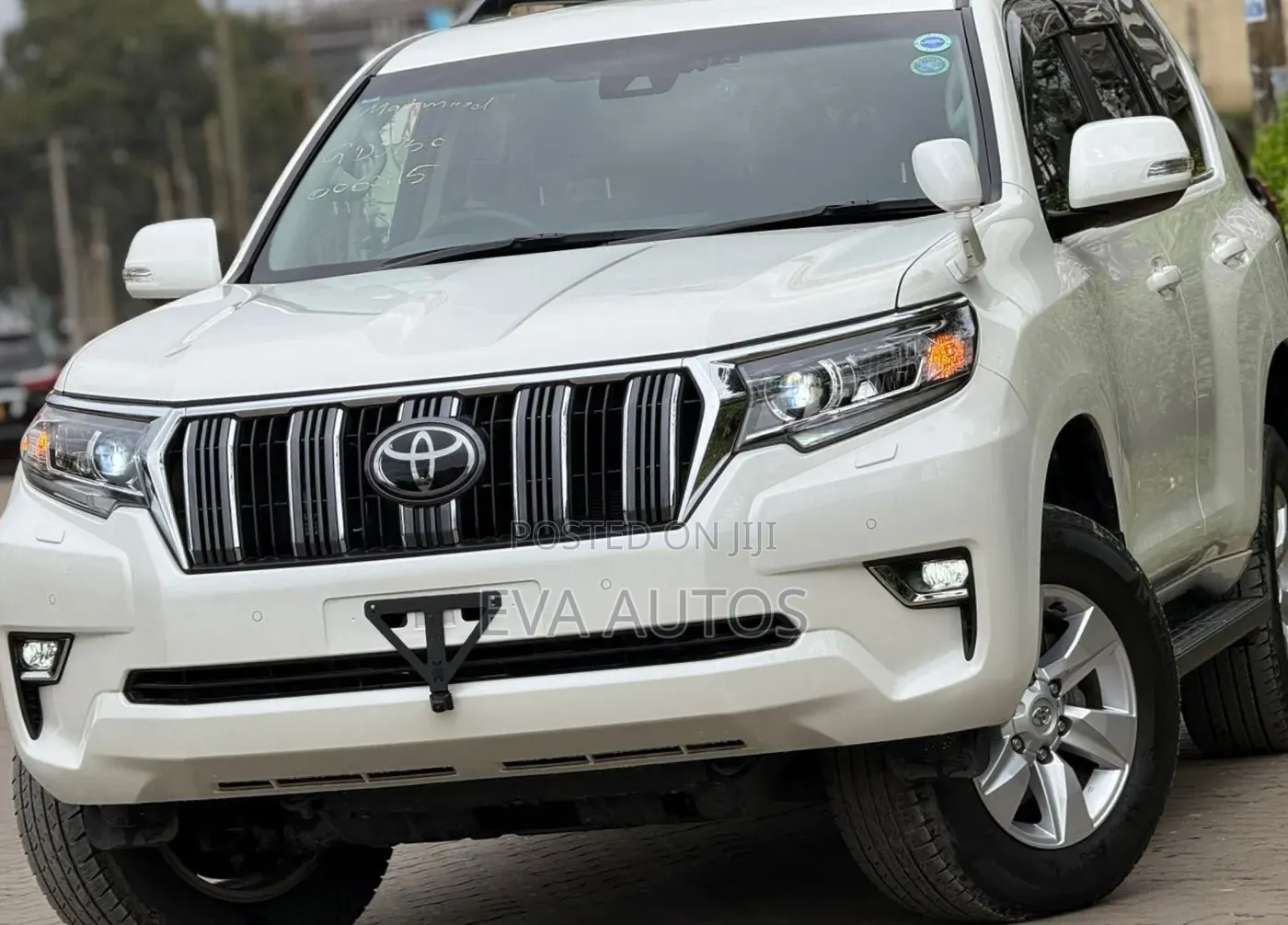 Toyota Land Cruiser Prado 2021 White