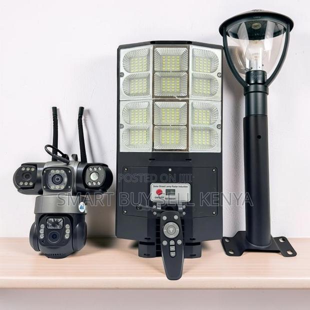 Two in One 4G PTZ Multiple Lens Solar Camera With Solar Street Light - main view