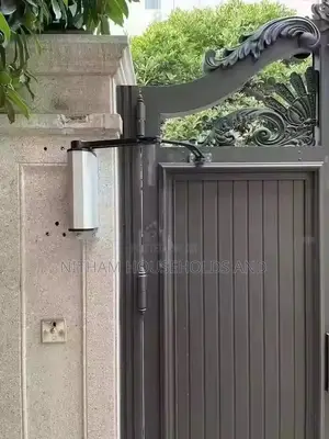 Automatic Door Opener Side-Mounted 300kg Heavy Duty Swing Gate Motor