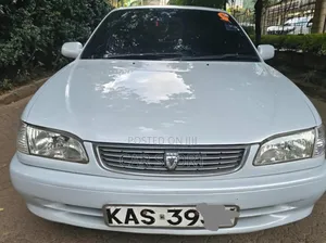 Toyota Corolla Fielder 2001 White