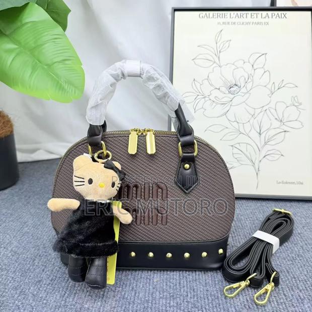 Beautiful Bags - main view
