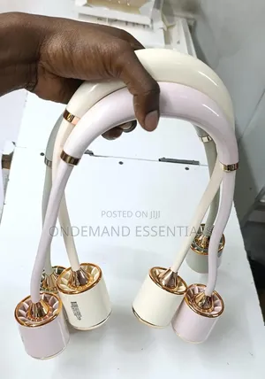 Gold Hanging Neck Small Fan USB Charging Three-Speed Adjustable