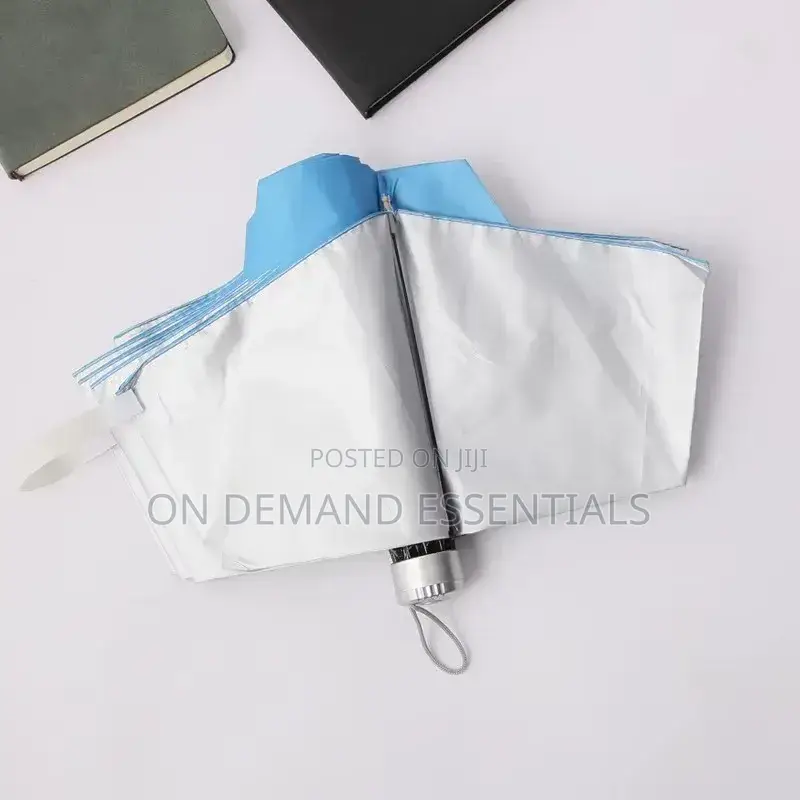 Fashion Umbrellas Parasol Solid Color Three Folding Rain Sun