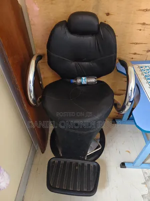 2 Barbar Chairs at Ksh.8000