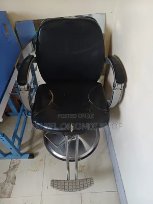 2 Barbar Chairs at Ksh.8000