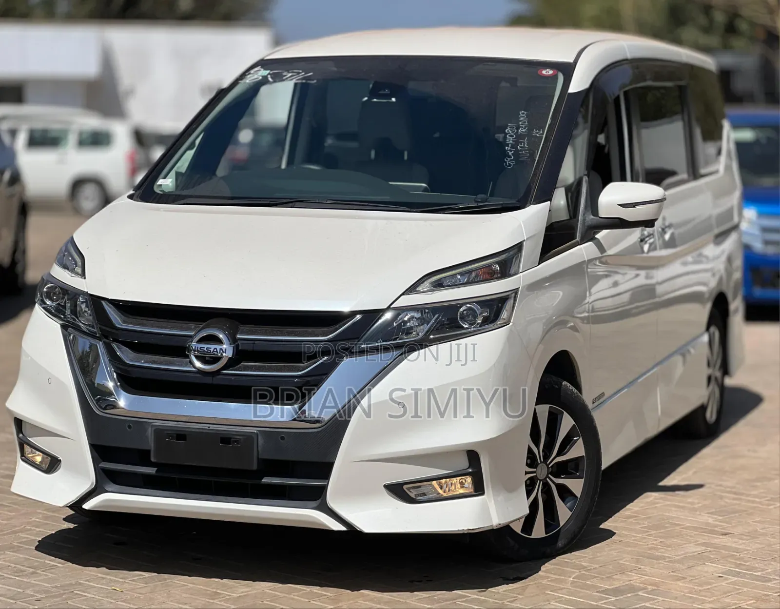 Nissan Serena 2018 White