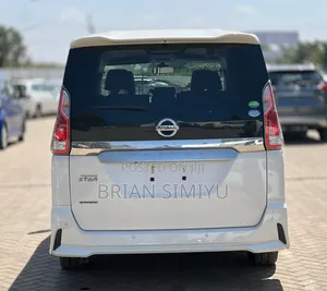 Nissan Serena 2018 White