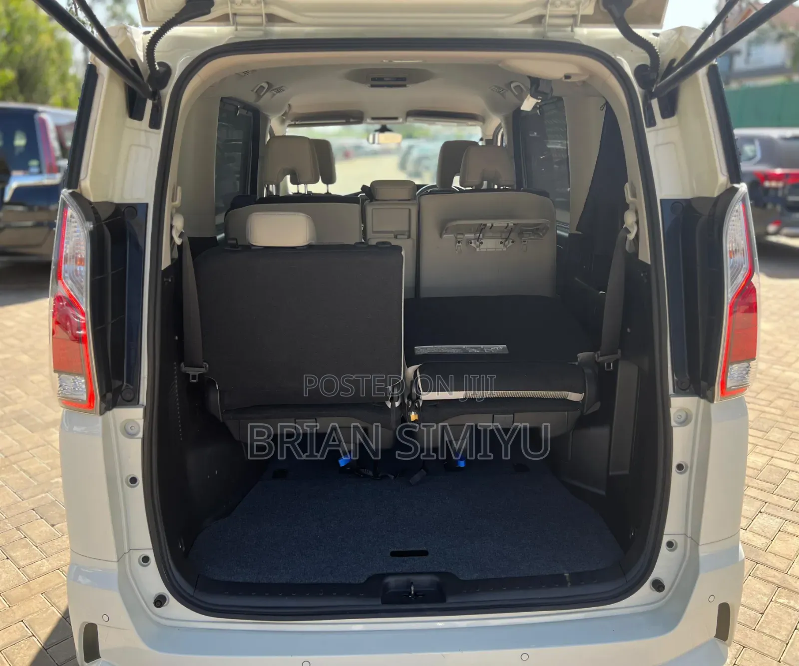 Nissan Serena 2018 White