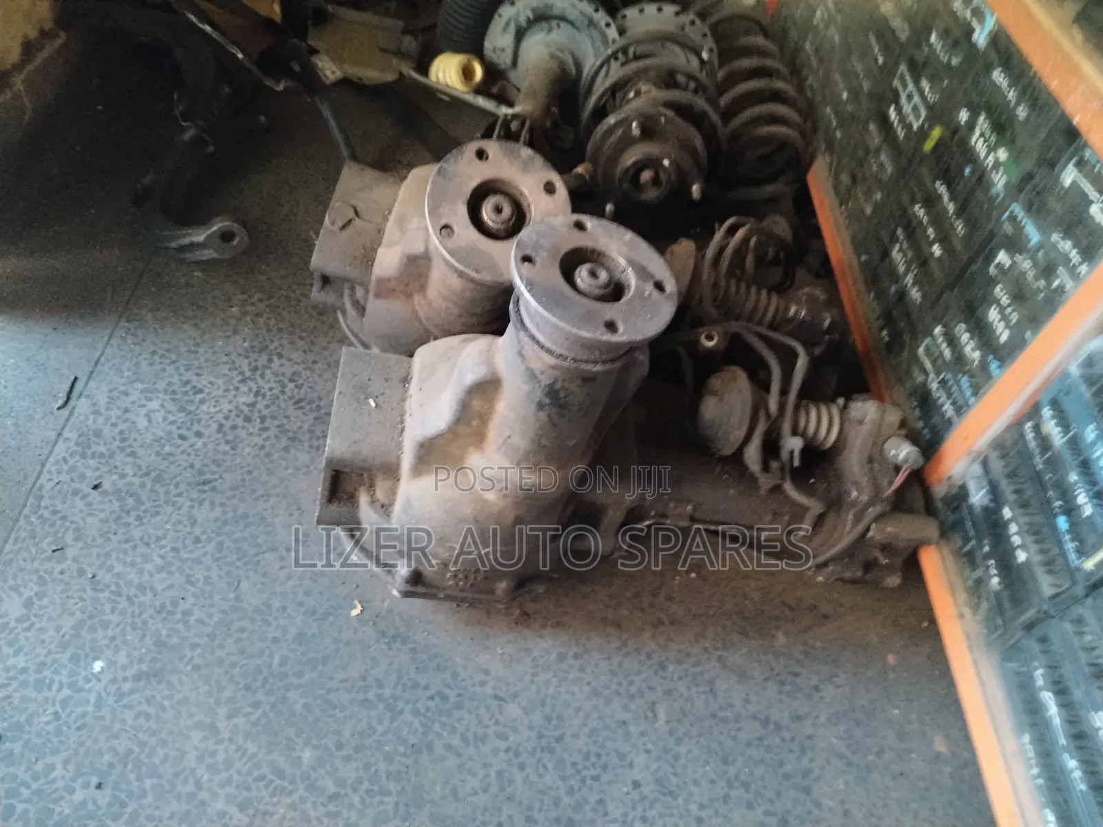 Front Diff Pajero Io