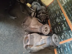 Front Diff Pajero Io
