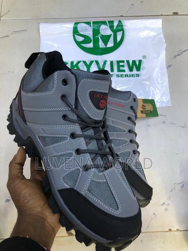 Skyview Sneakers - thumbnail 2