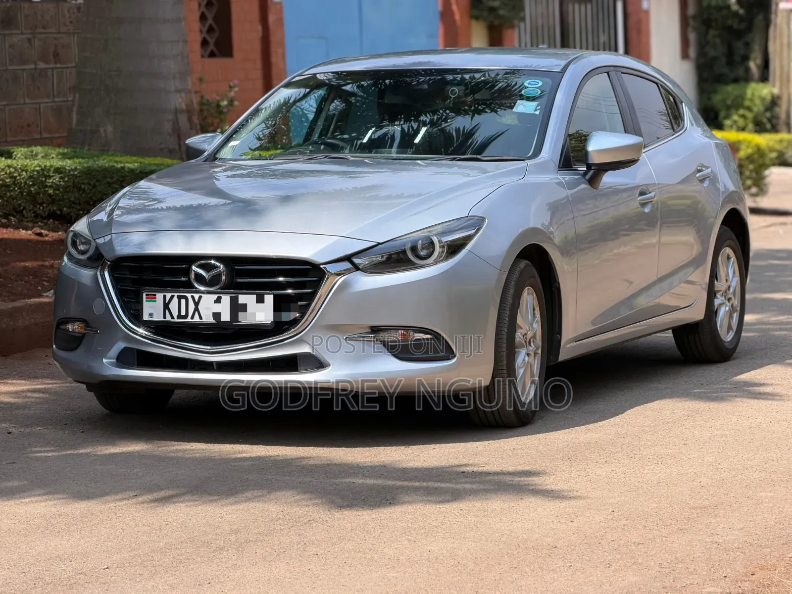 Mazda Axela 2018 Silver