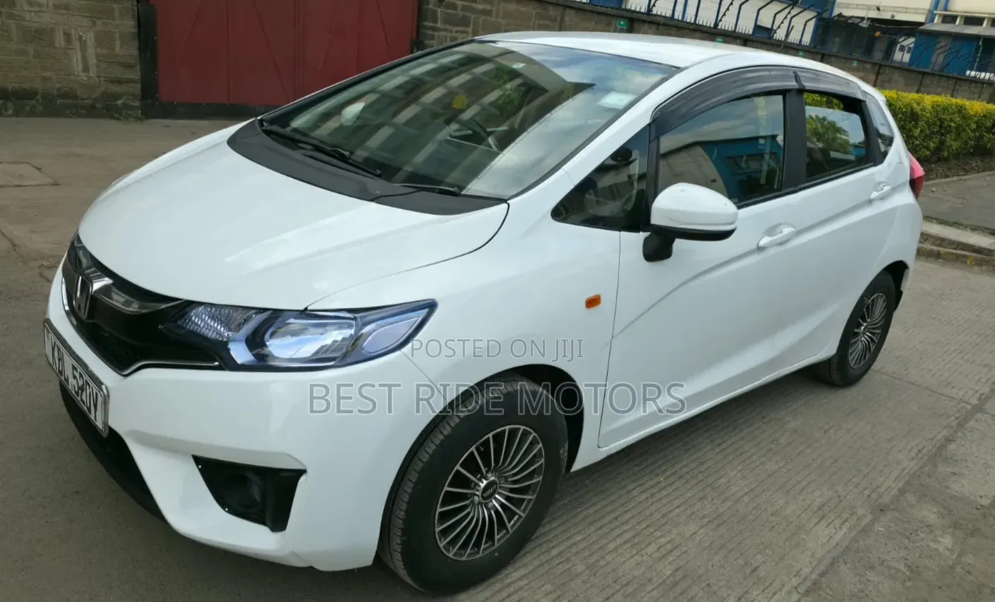 Honda Fit 2016 White