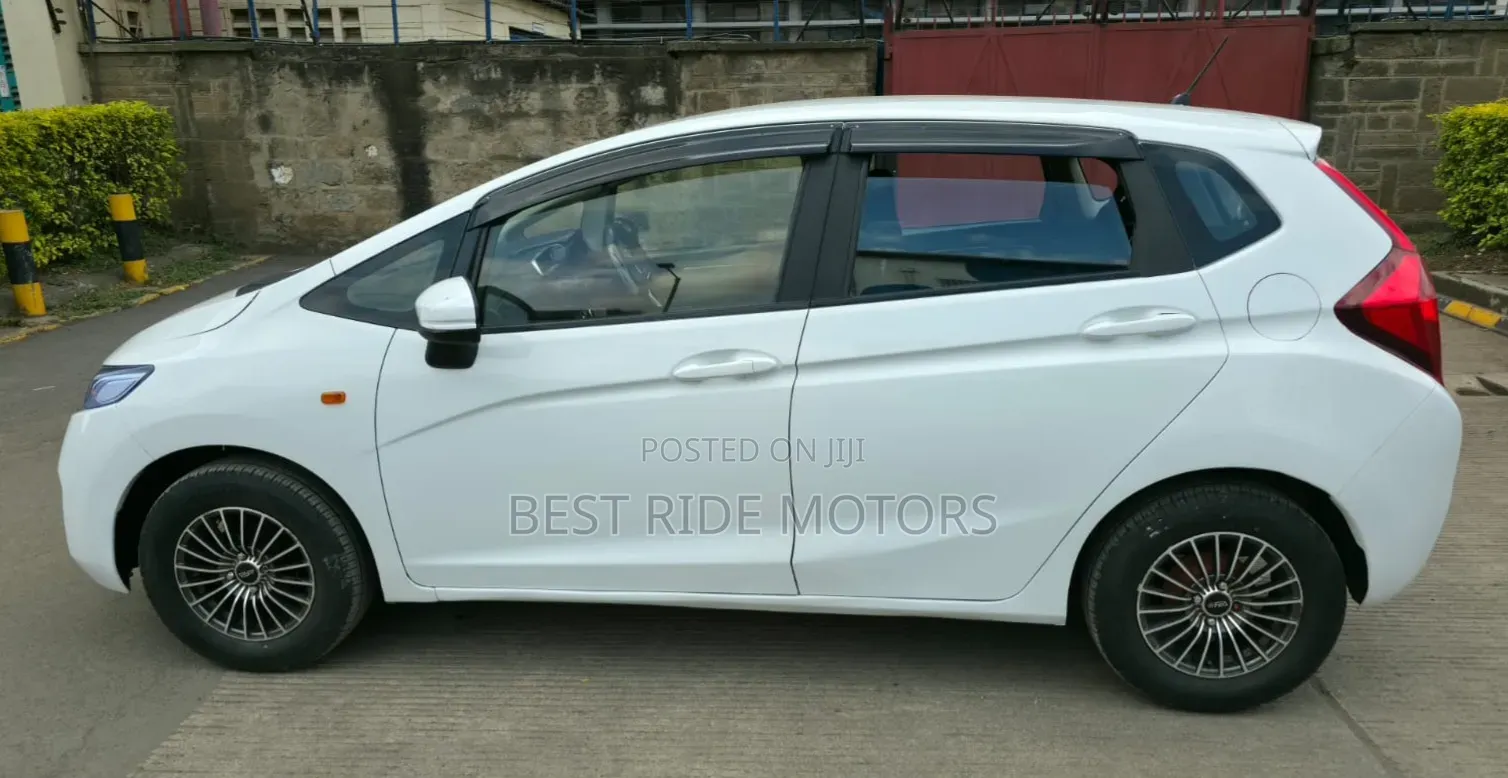 Honda Fit 2016 White