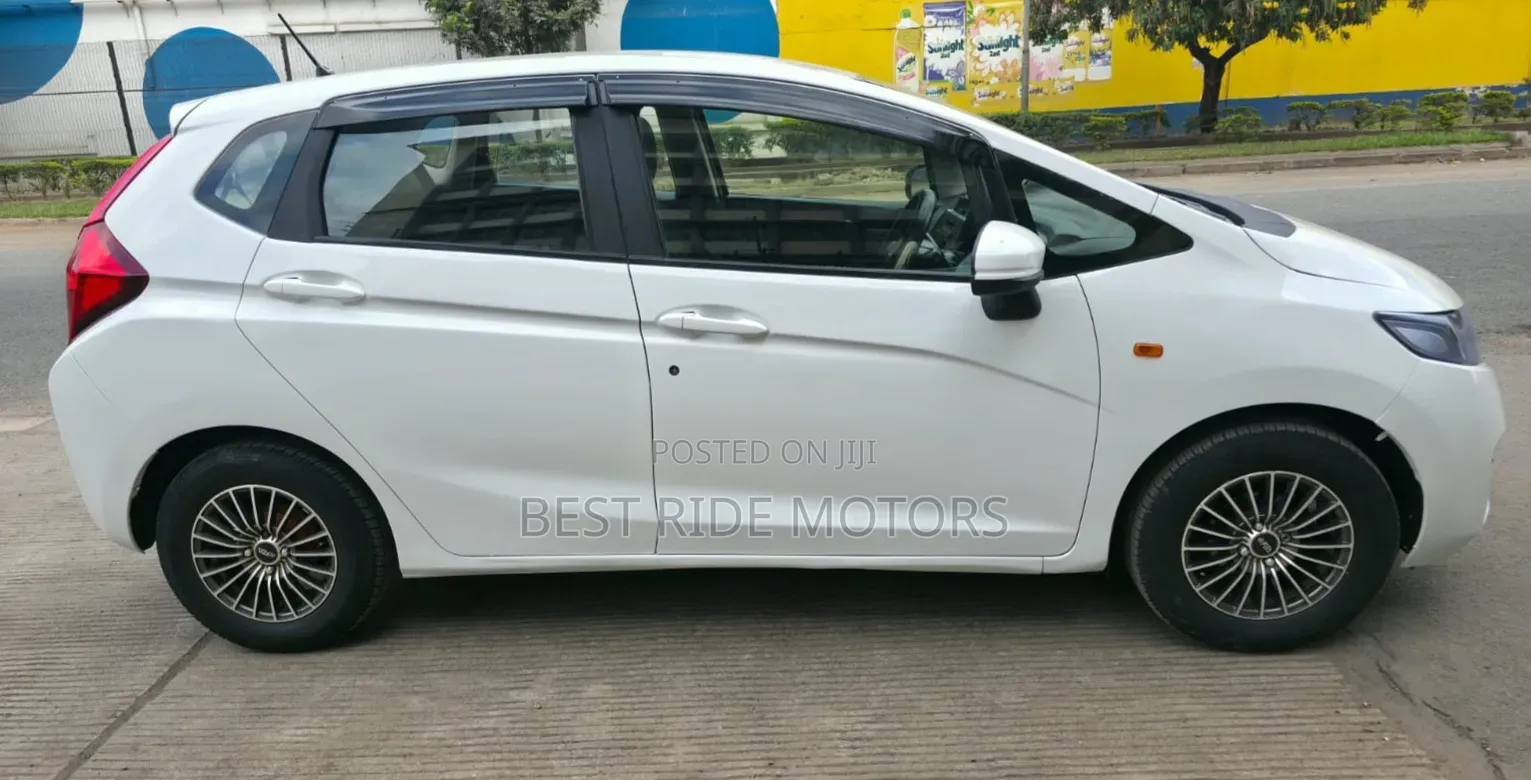 Honda Fit 2016 White