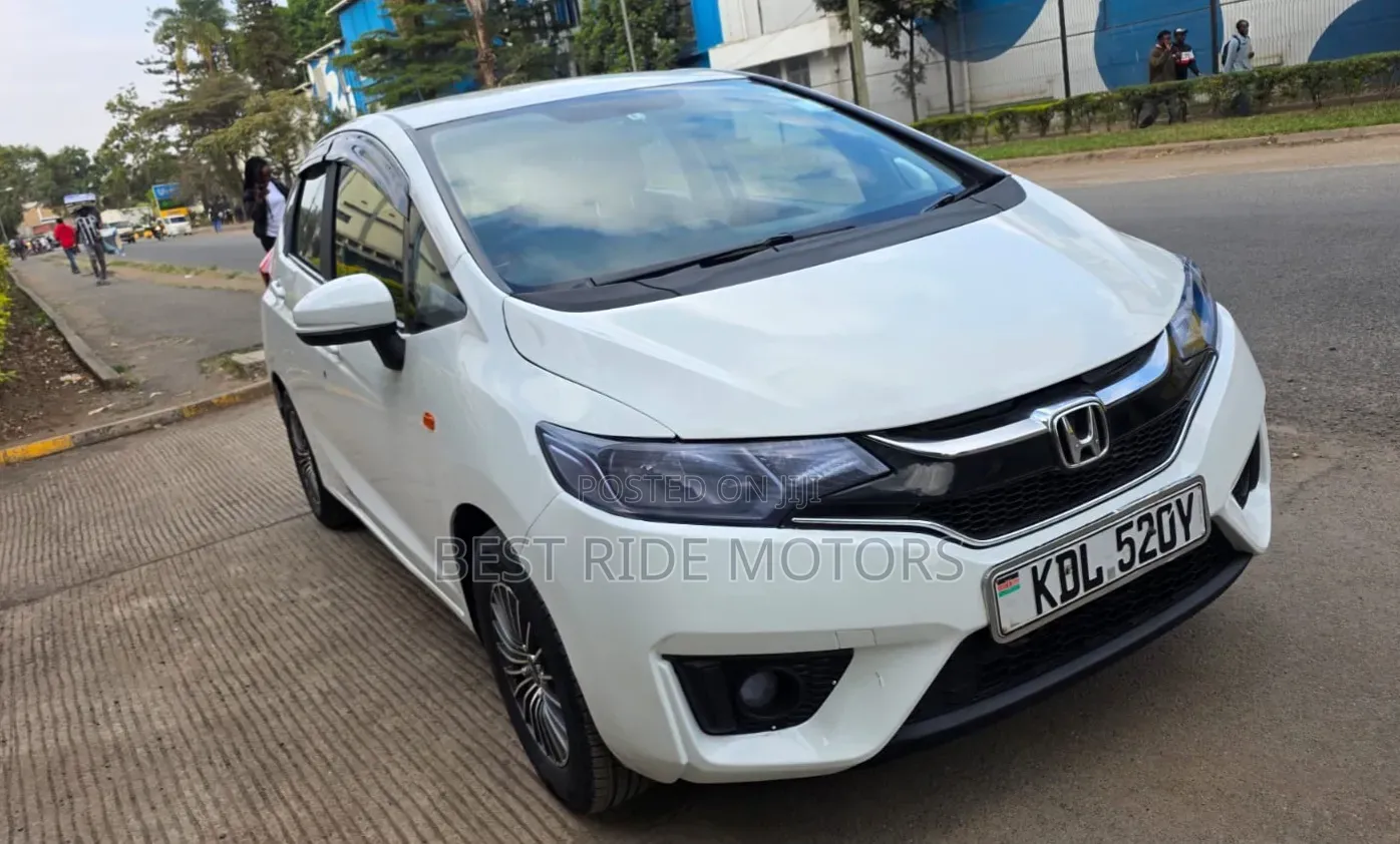 Honda Fit 2016 White