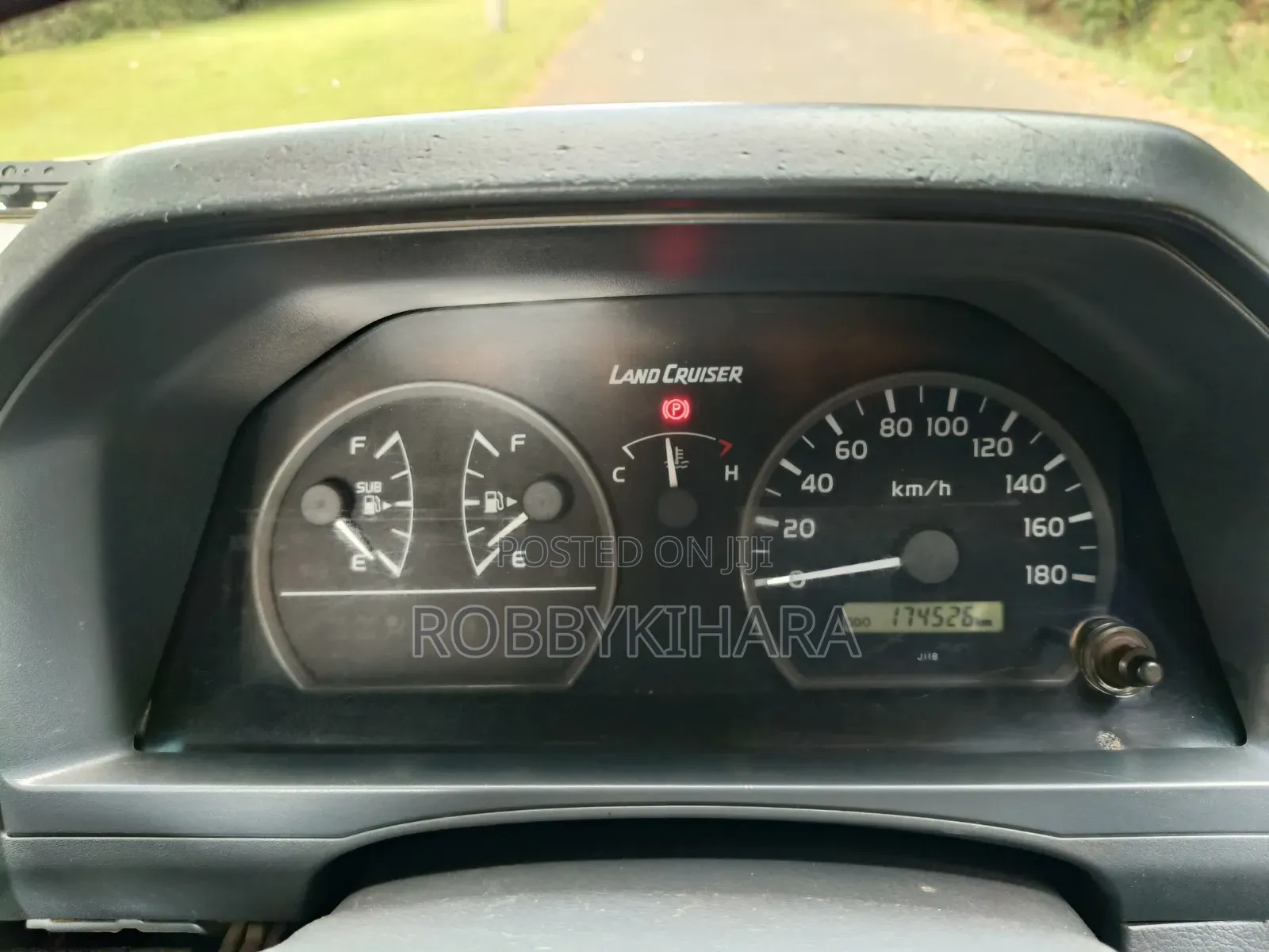 Toyota Land Cruiser 2017 White