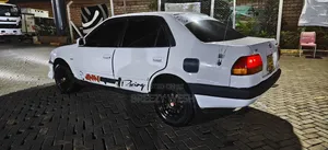 Toyota Corolla 1995 White