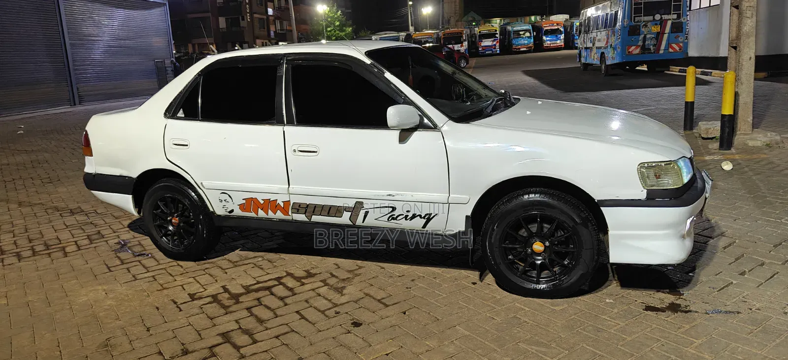 Toyota Corolla 1995 White