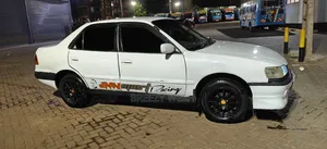 Toyota Corolla 1995 White