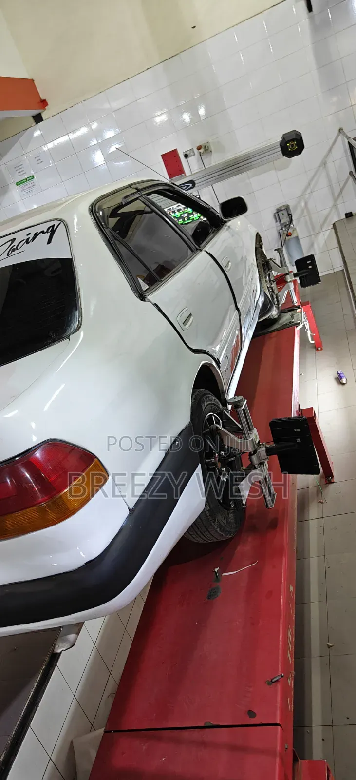 Toyota Corolla 1995 White