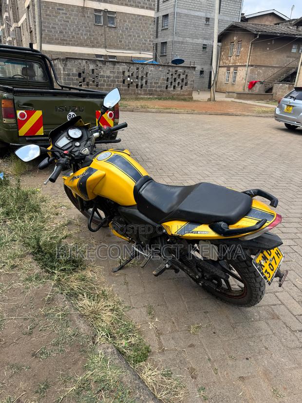 TVS Apache RTR 160 2V 2014 Yellow - thumbnail 2