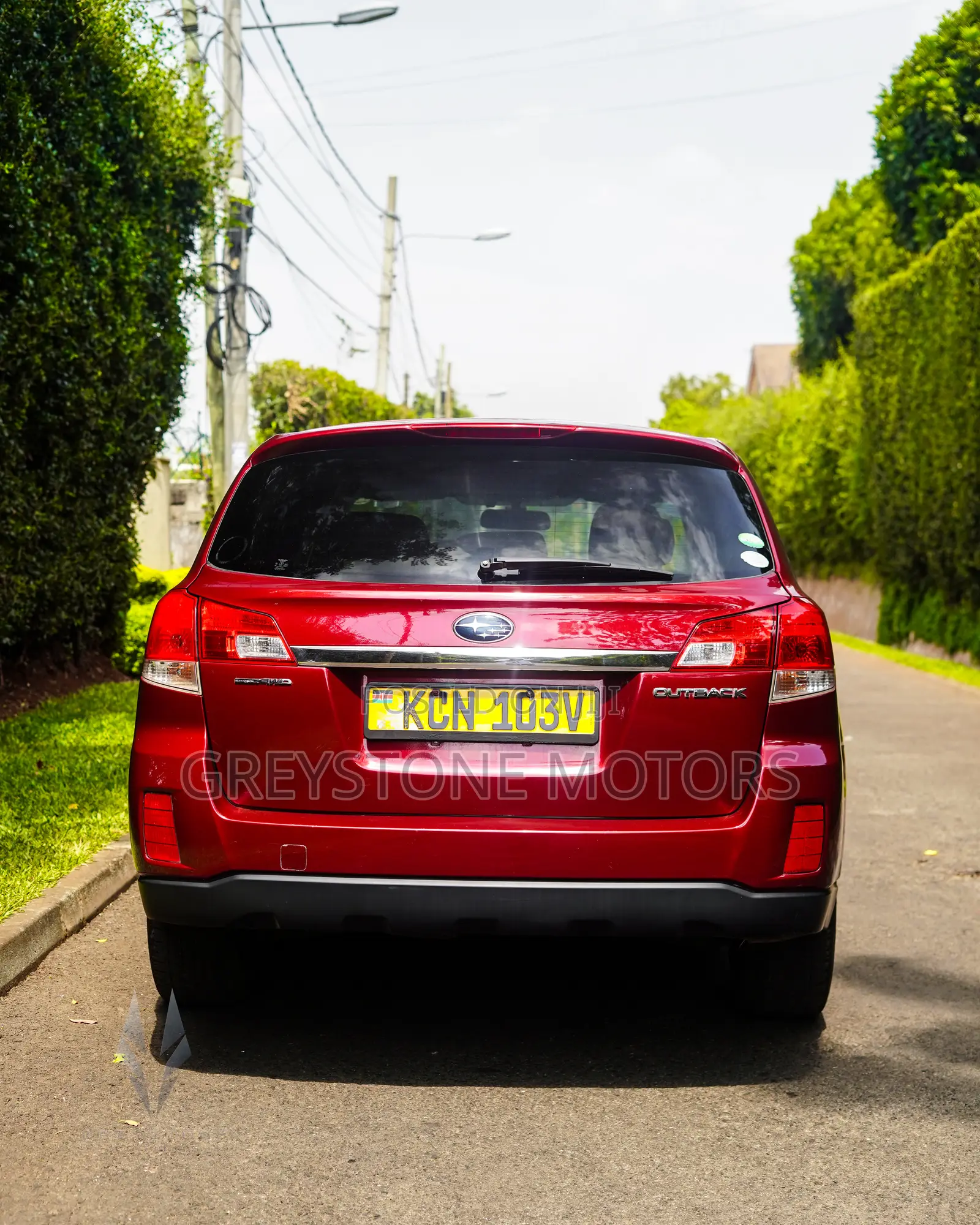 Subaru Outback 2.5i Limited 2010 Maroon