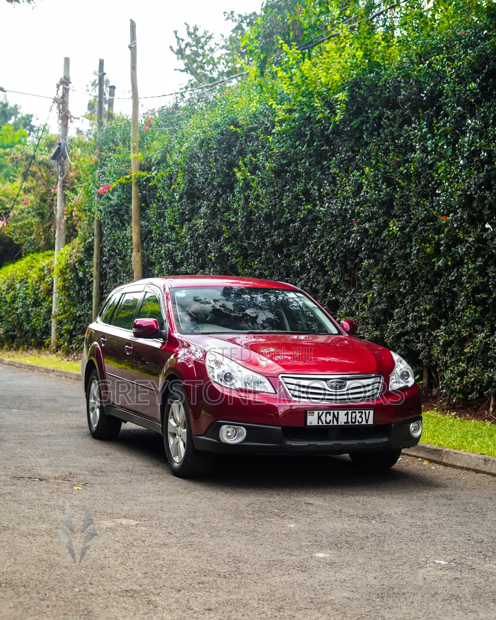 Subaru Outback 2.5i Limited 2010 Maroon