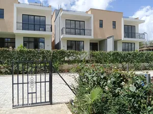 4 Bedroom House in Mombasa Road, Gateway Mall Area for Sale 30M