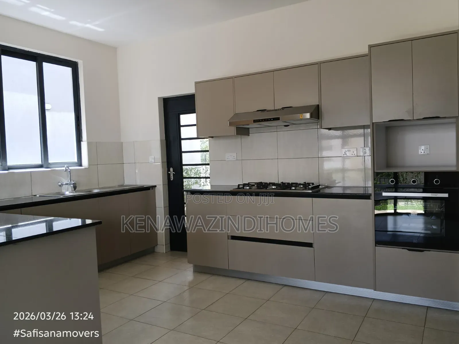4 Bedroom House in Mombasa Road, Gateway Mall Area for Sale 30M