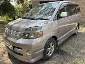 Toyota Voxy 2007 Silver
