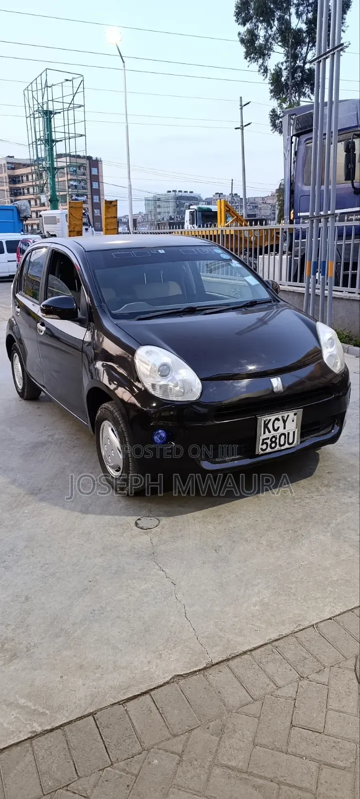 Toyota Passo 2013 Burgundy