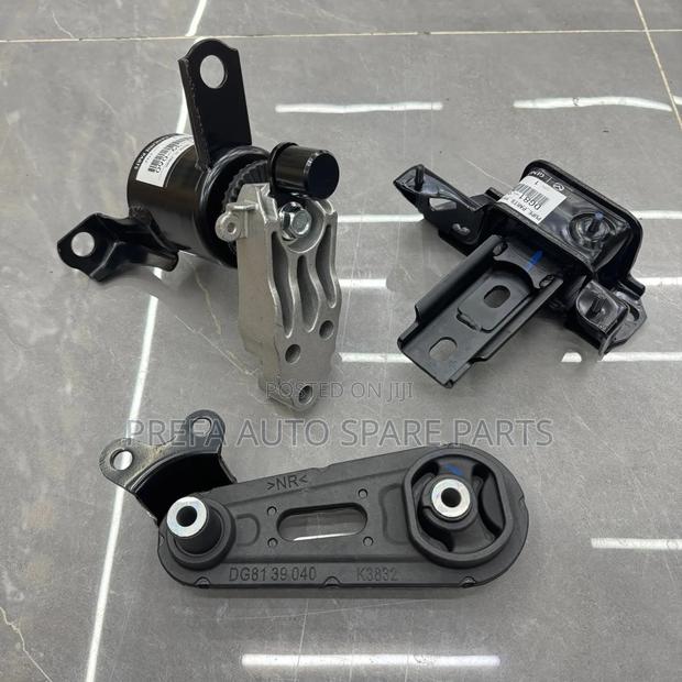 Mazda Demio Engine Mountings