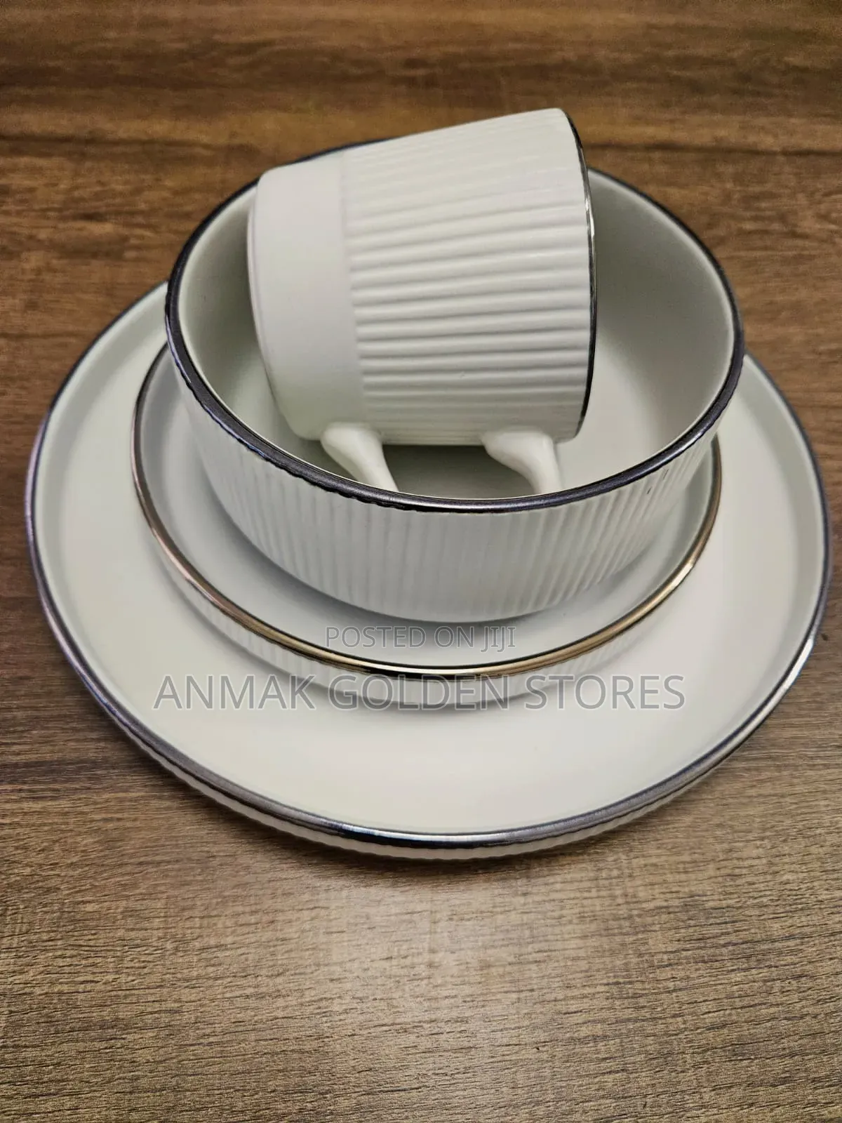 Classic Dinner Set New Arrival 24pcs at 6000