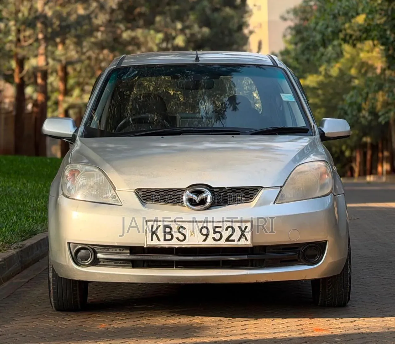 Mazda Demio 2003 Silver