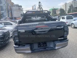Toyota Hilux 2019 Black