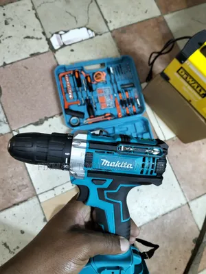 Gypsum Set Makita Cordless Drill 2 Battery 48 v Set