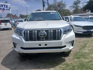 Toyota Land Cruiser 2020 White