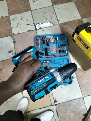 Best Makita Portable Cordless Drill 2 Battery 48 v Accessories