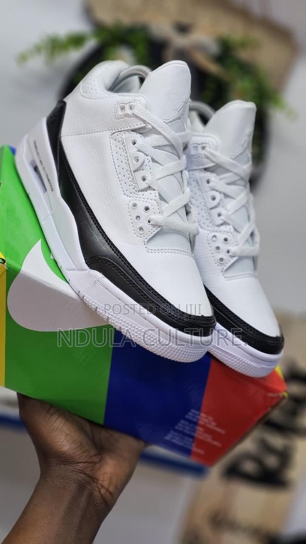 Jordan 3 Shoe Description - thumbnail 5