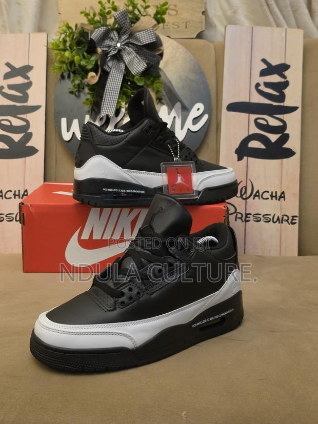 Jordan 3 Shoe Description - thumbnail 4