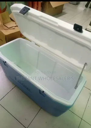 Cooler Box 105 Litres Spacious