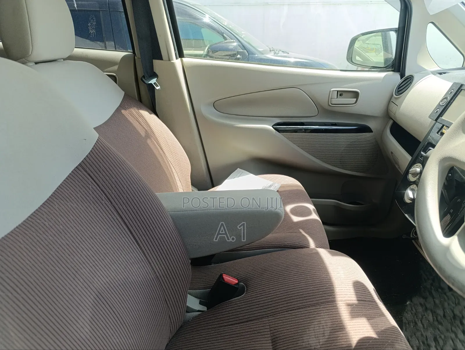 Mitsubishi EK Wagon 2019 Silver