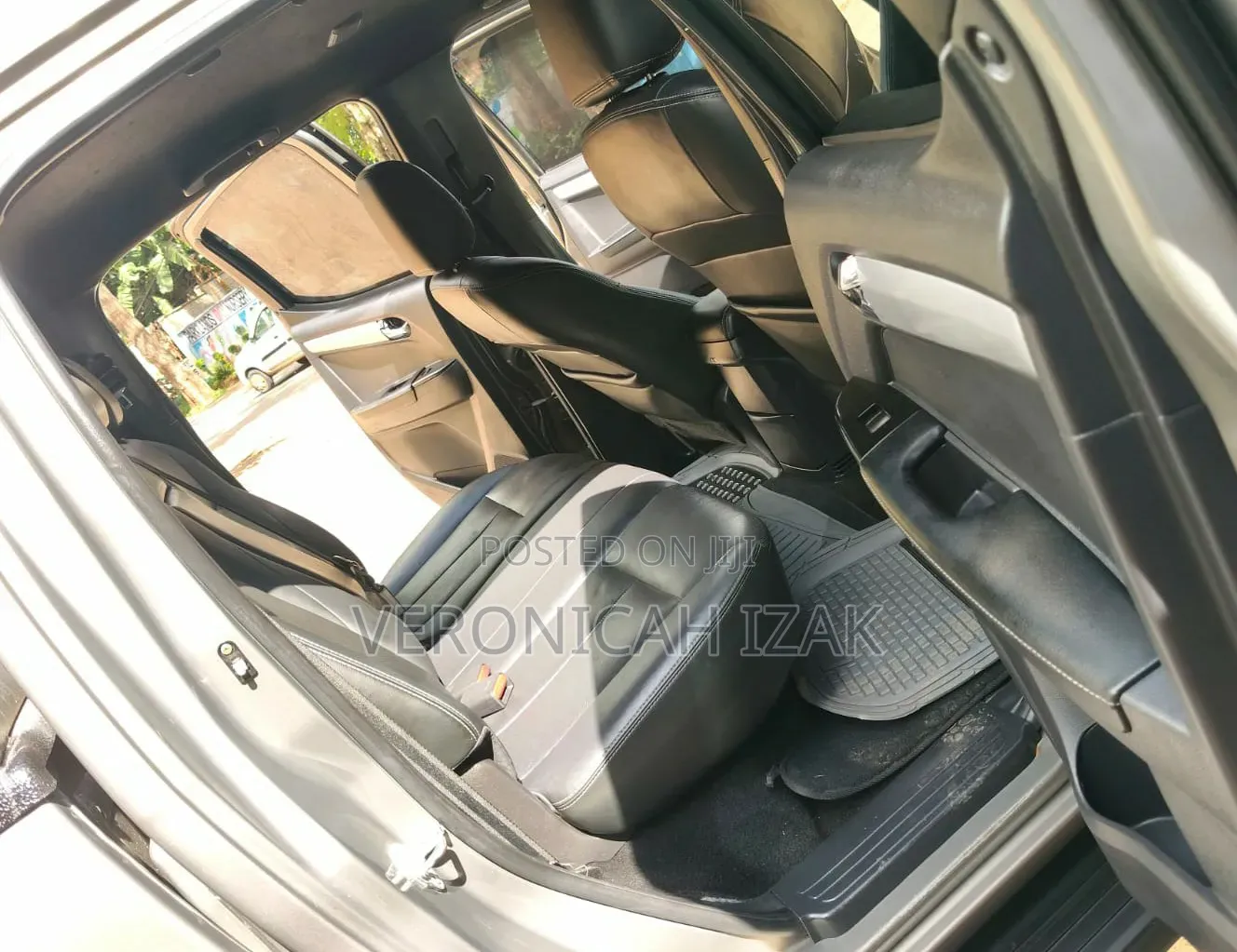 Isuzu D-MAX 2022 Brown