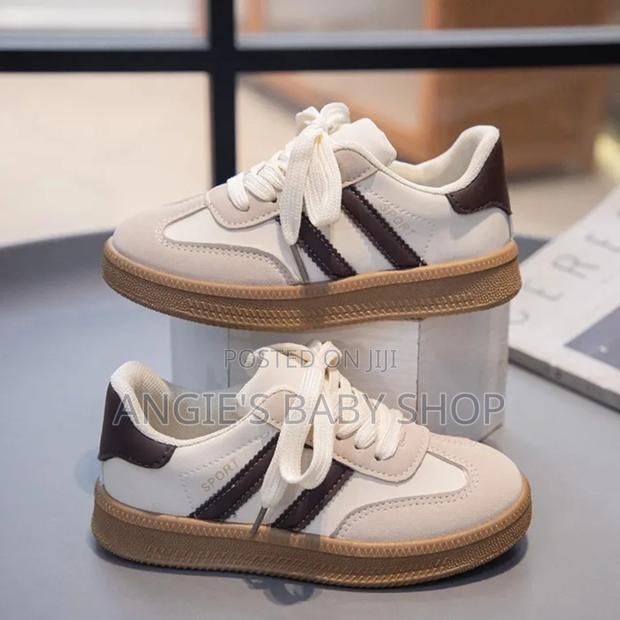 Kids Sneakers - thumbnail 2