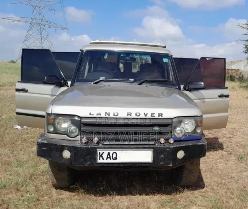 Land Rover Discovery 2003 Gold