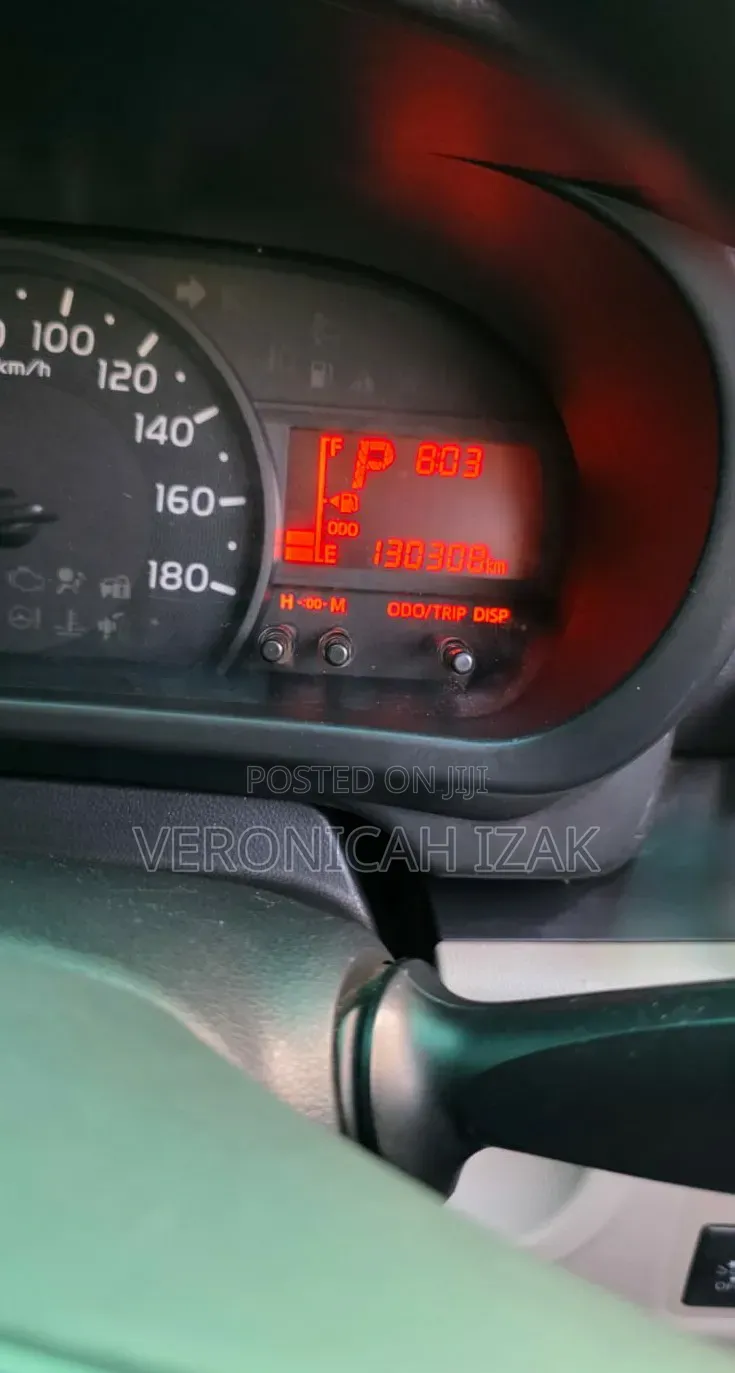 Toyota Passo 2016 Silver