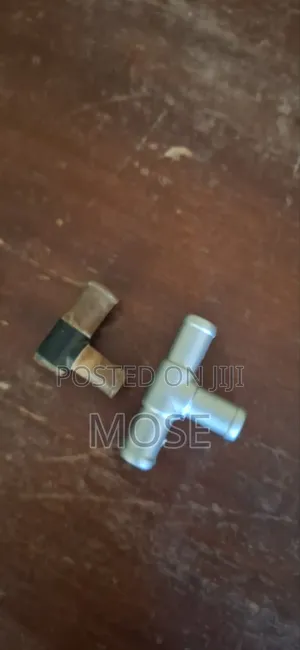 TOYOTA SIENTA NCP81/85 Aluminum Engine Coolant T Pipe Connector